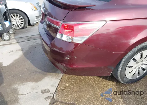 2011 Honda Accord 2.4 Lx z USA, uszkodzony, nr VIN 1HGCP2F35BA077032